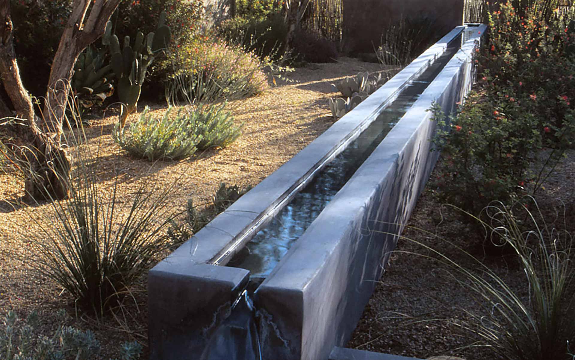 This project was featured on the cover of the December 1996 edition of Landscape Architecture.